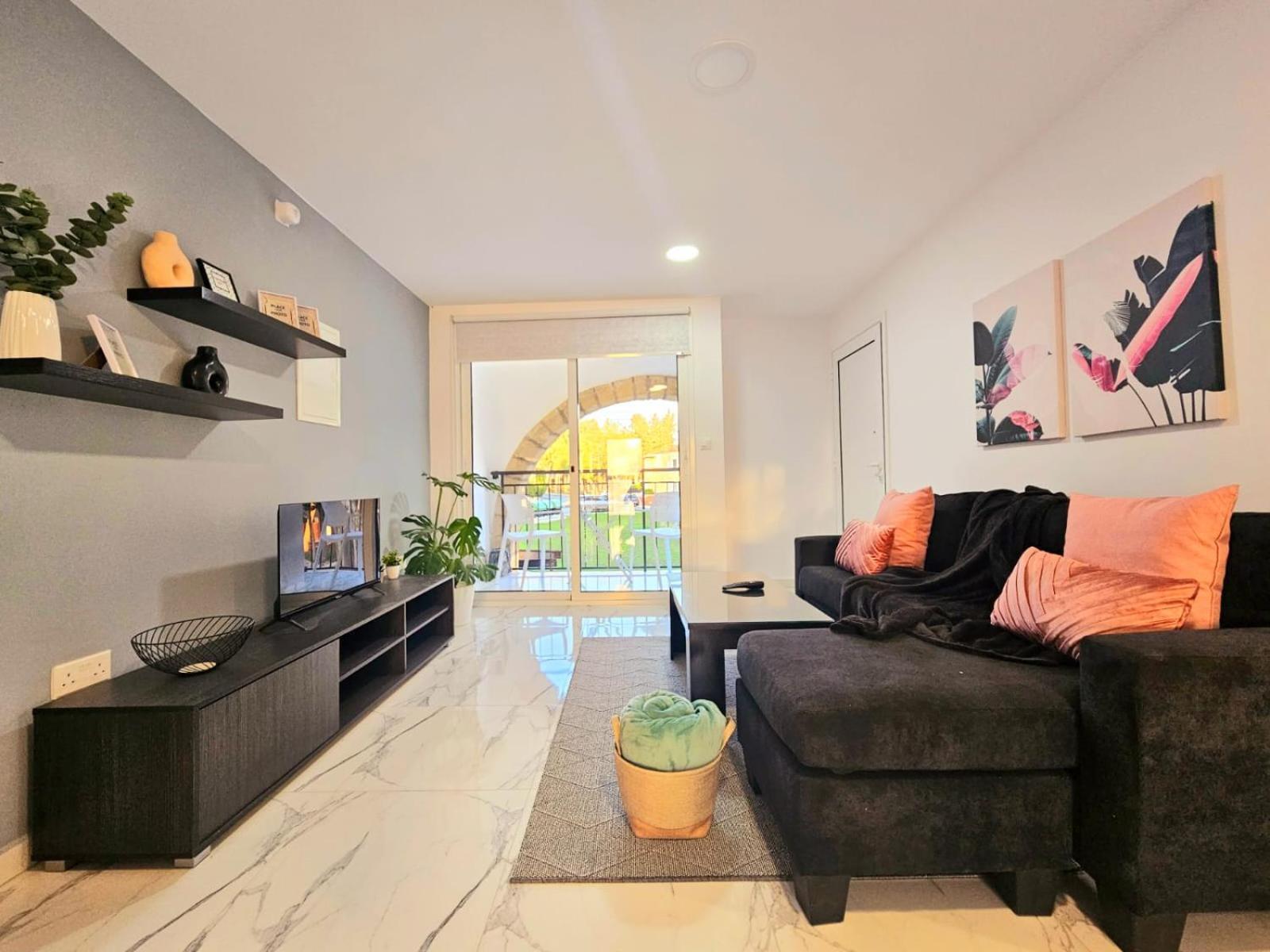 1Bd Beach Apartment Pafos Zewnętrze zdjęcie